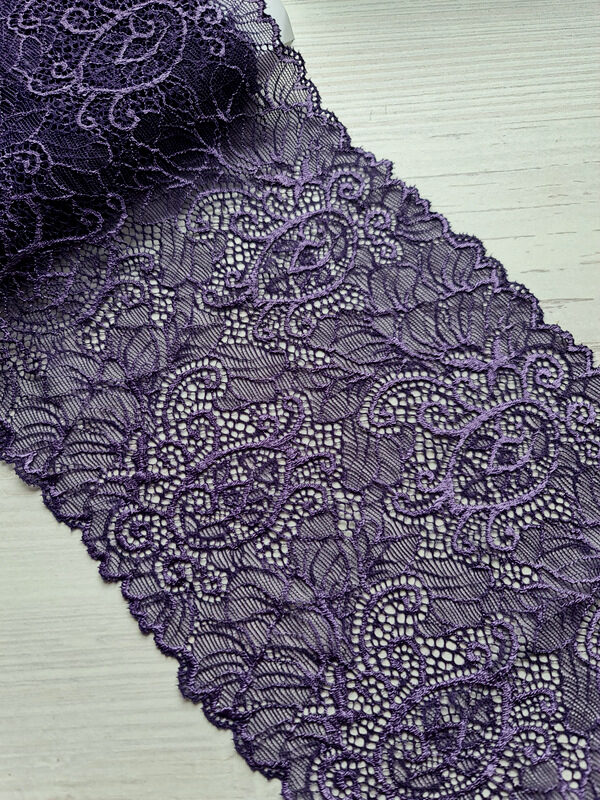 Purple lace with elastane, Nr.18
