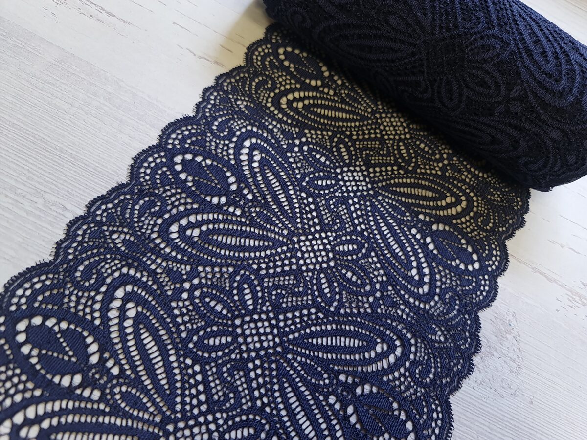 Blue lace with elastic, Nr.35
