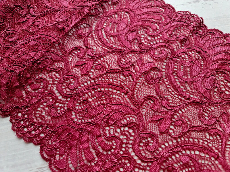 Reddish-brown lace with elastane, No. 15