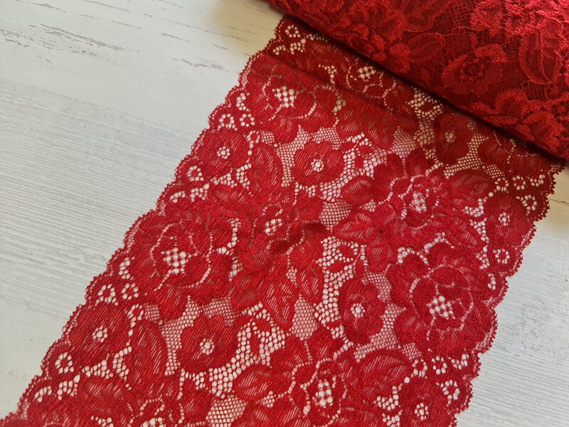 Red lace with flowers and elastane, Nr.32