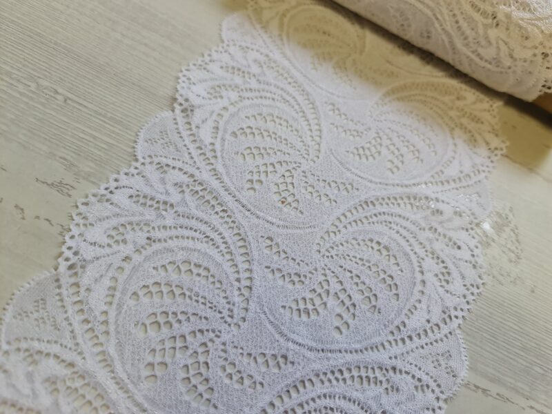White lace with elastane, Nr.25